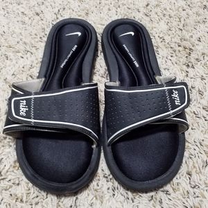 Womens Nike Comfort Footbed Slides Sz 9